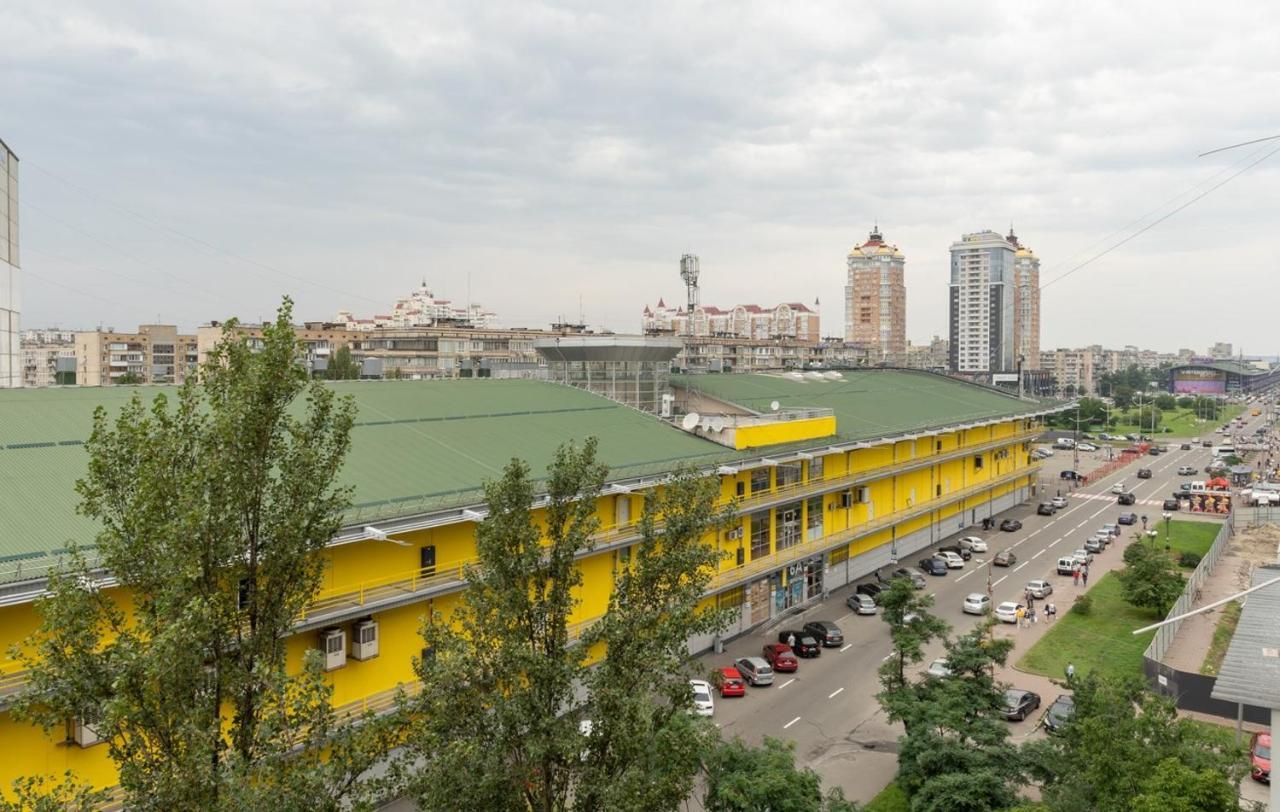 Чудова Квартира Для Відпочинку І Роботи На Оболоні Kyiv Exterior photo